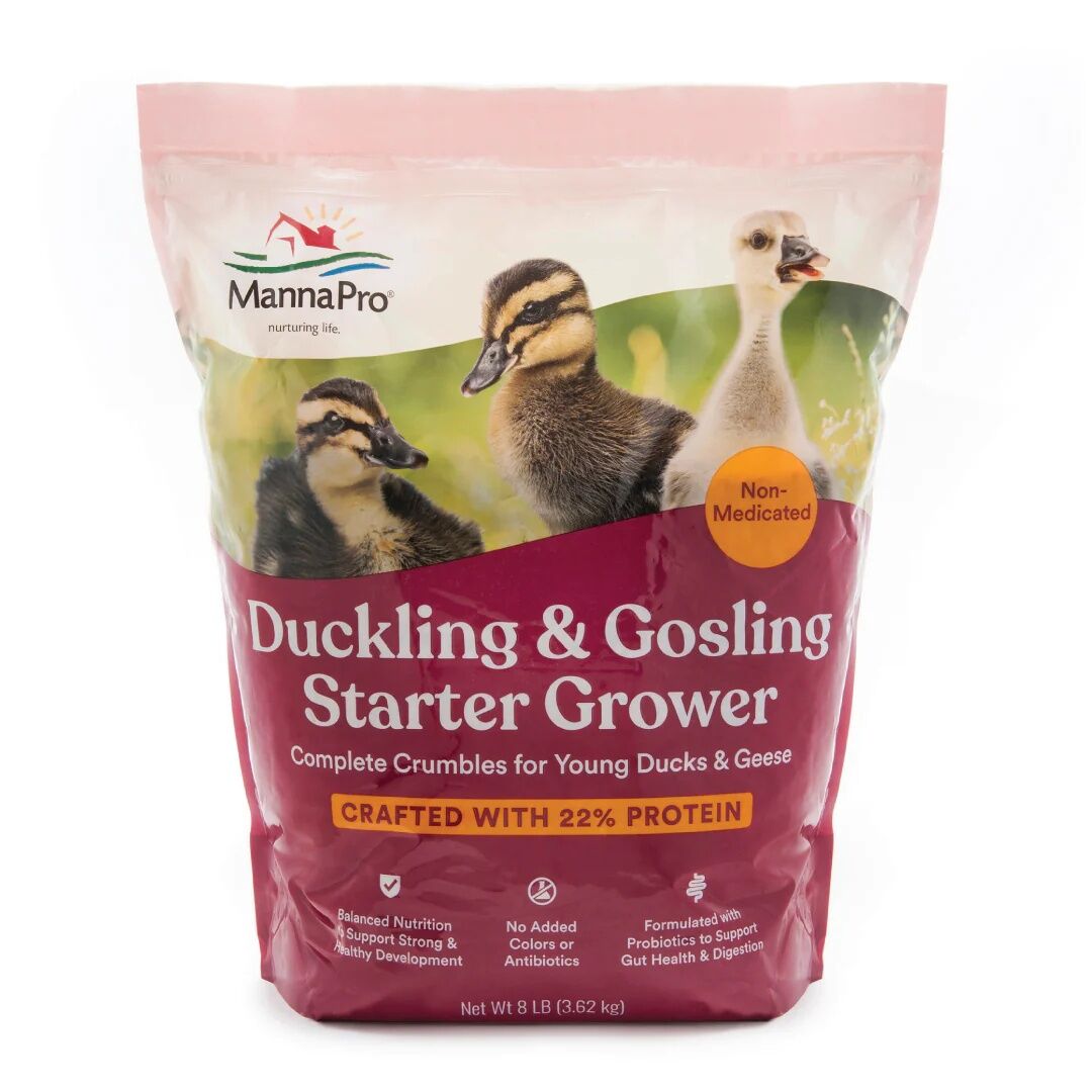 Manna Pro Duckling & Gosling Starter Grower Crumbles, 8-Lb