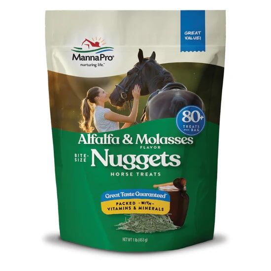 Manna Pro Bite-Size Alfalfa & Molasses Nuggets Horse Treats, 1-Lb