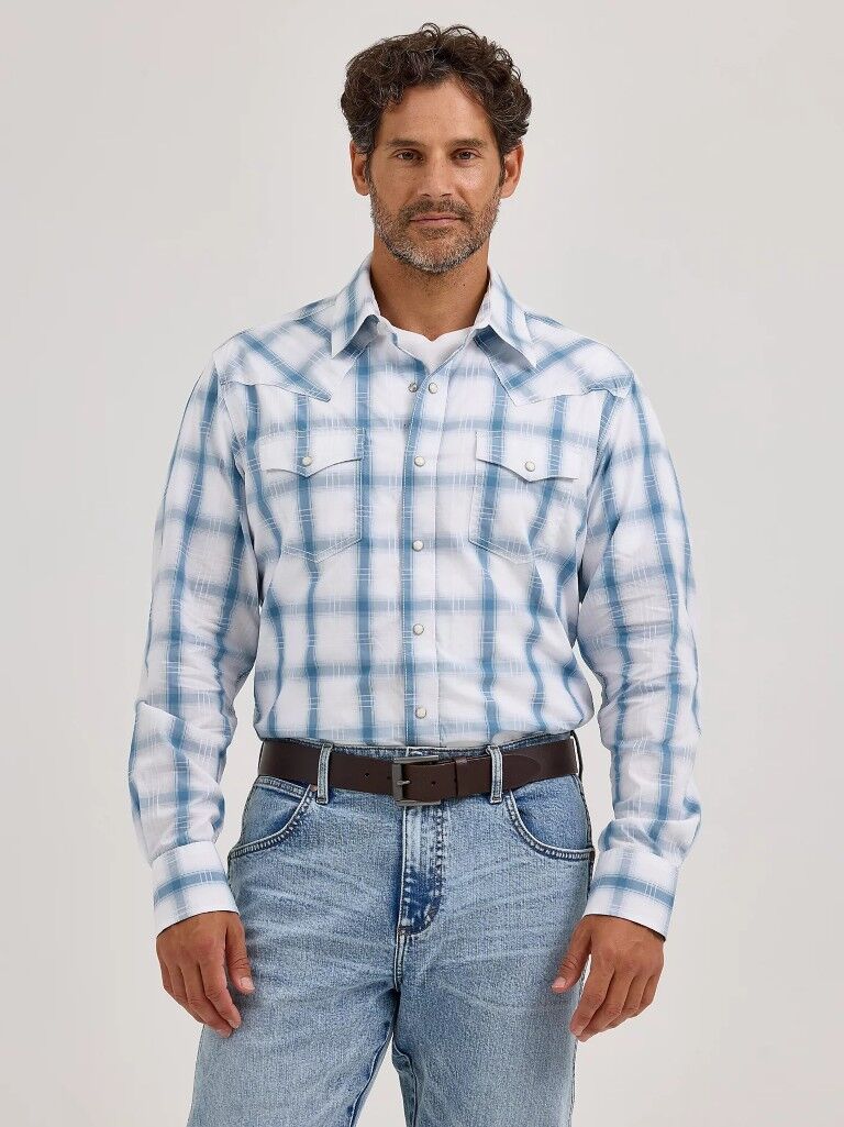 Wrangler Men's Retro Premium Long Sleeve Western Snap Plaid Shirt