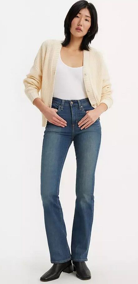 Levi's Women's 725 High Rise bootcut Jeans