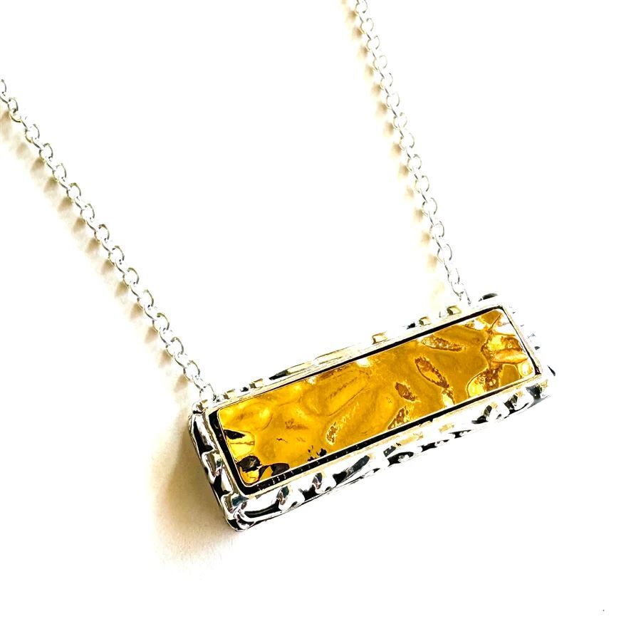 Wyo-Horse Women's Two-Tone Bar Necklace