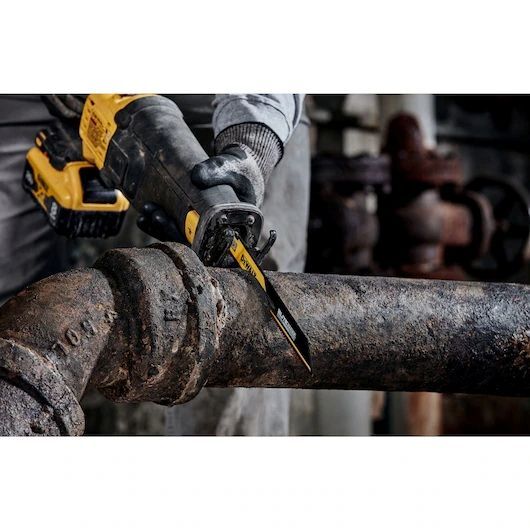 DEWALT Elite Series Metal Cutting Carbide Tipped Reciprocating Saw Blade, 8-TPI, 12-In