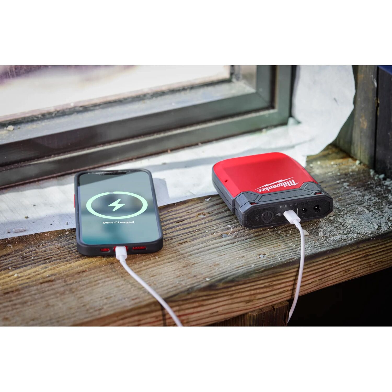 Milwaukee Heated Gear Power Source With App Control