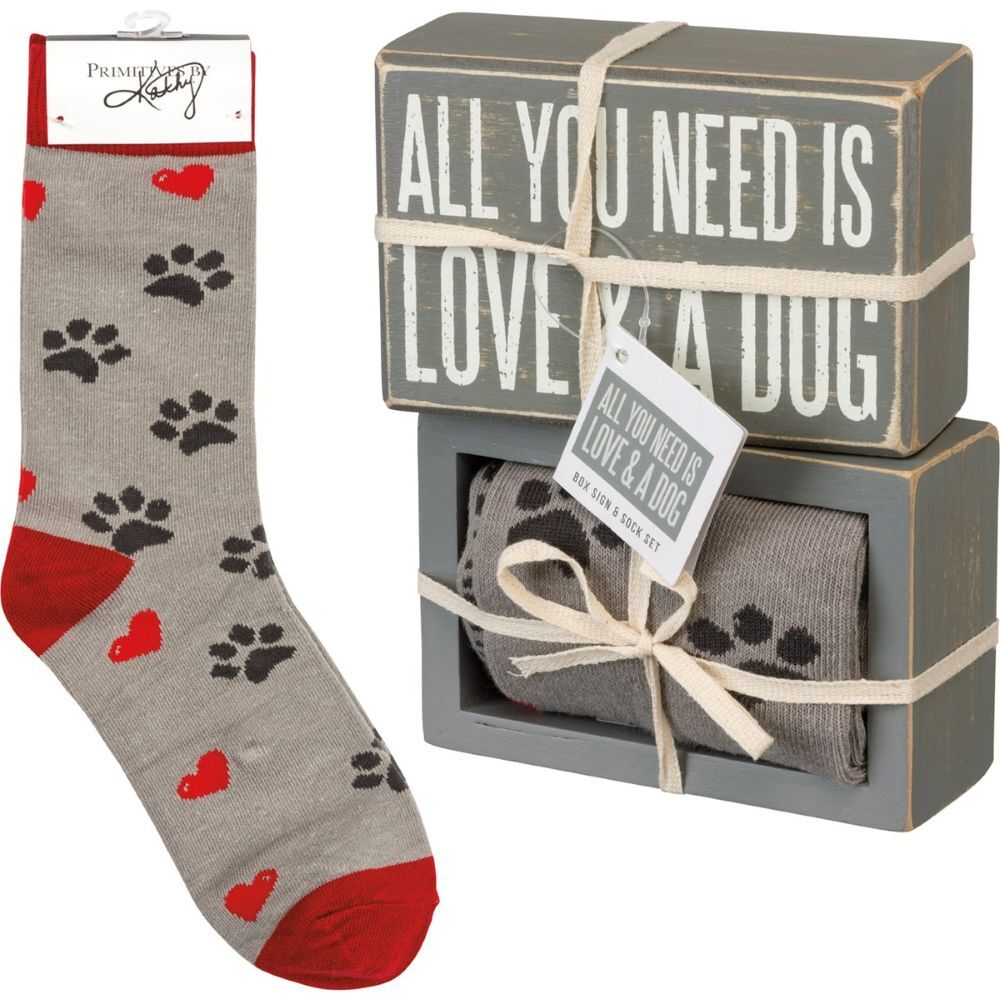 Primitives By Kathy Love And A Dog Box Sign And Sock Set